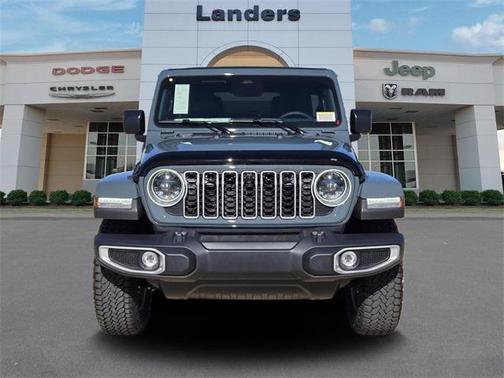 2026 Jeep Wrangler 4-Door Sahara 4x4