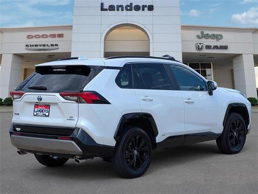 2023 Toyota RAV4 Hybrid SE