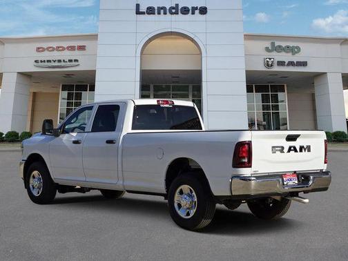 2026 RAM 2500 Tradesman Crew Cab 4x2 8' Box