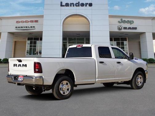 2026 RAM 2500 Tradesman Crew Cab 4x2 8' Box