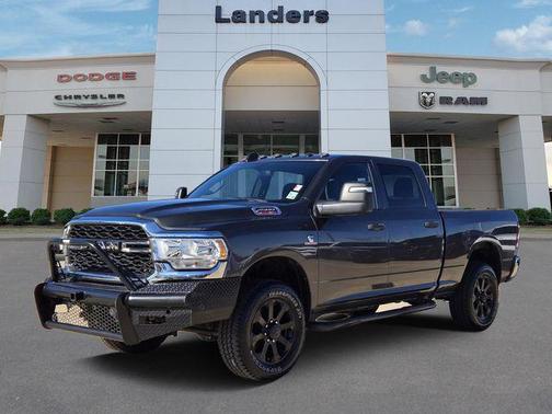 2024 RAM 2500 Tradesman Crew Cab 4x4 6'4' Box