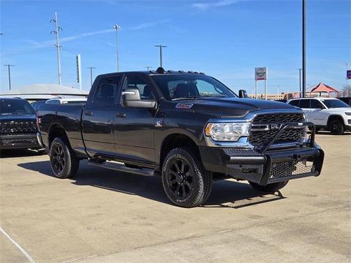 2024 RAM 2500 Tradesman Crew Cab 4x4 6'4' Box