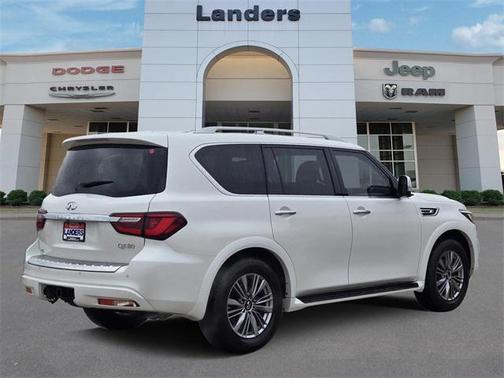 2021 INFINITI QX80 Luxe