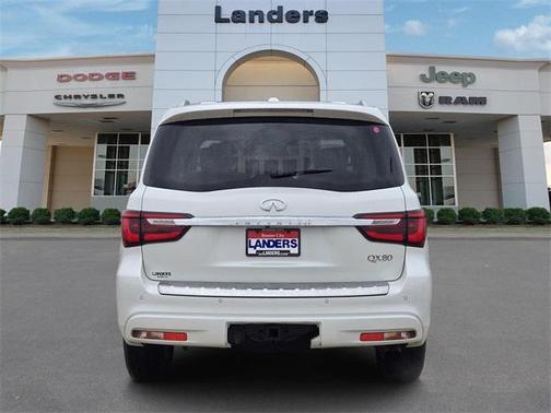 2021 INFINITI QX80 Luxe