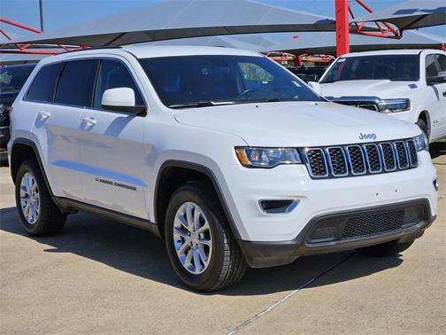 2022 Jeep Grand Cherokee Laredo