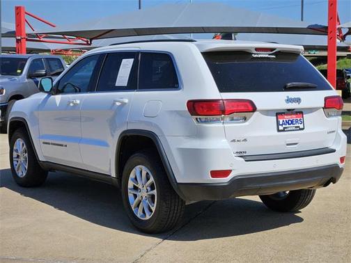 2022 Jeep Grand Cherokee Laredo