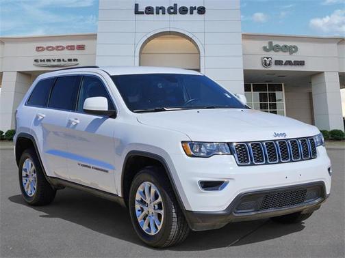 2022 Jeep Grand Cherokee Laredo