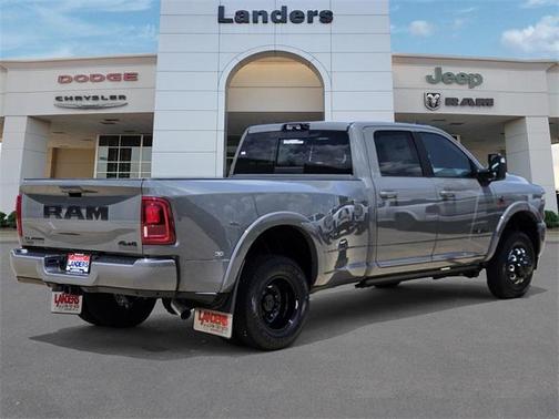 2025 RAM 3500 Limited Crew Cab 4x4 8' Box