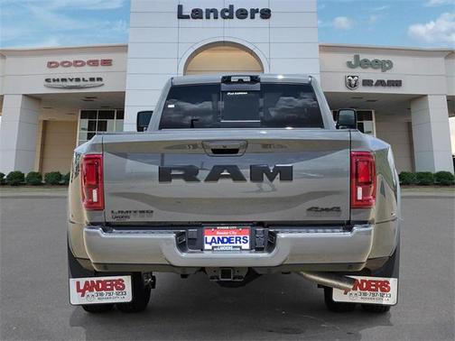 2025 RAM 3500 Limited Crew Cab 4x4 8' Box