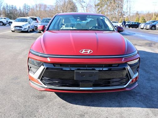 2025 Hyundai SONATA SE