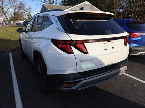 2025 Hyundai TUCSON SEL