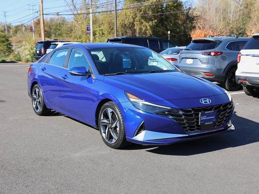 2021 Hyundai ELANTRA Limited