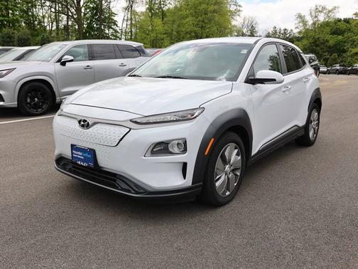 White 2021 Hyundai KONA EV Limited