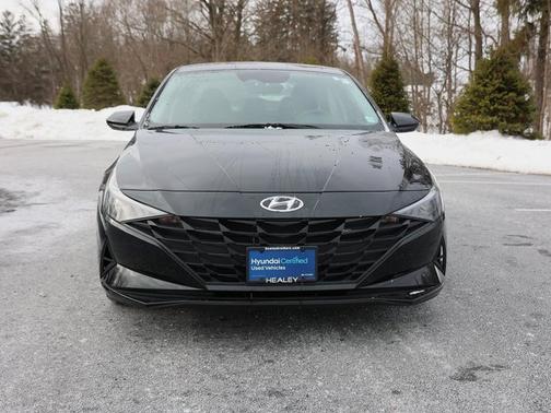 2023 Hyundai ELANTRA SE