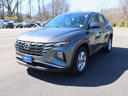 2023 Hyundai TUCSON SE
