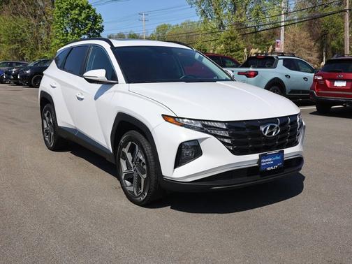 White 2024 Hyundai TUCSON SEL