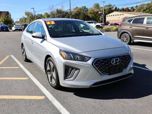 2022 Hyundai IONIQ Hybrid SEL
