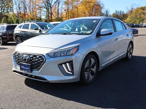 2022 Hyundai IONIQ Hybrid SEL