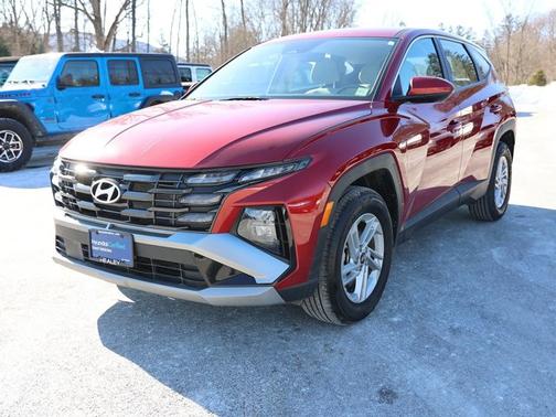 2025 Hyundai TUCSON SE