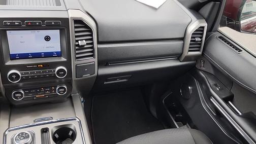 Burgundy Velvet Metallic Tinted Clearcoat 2021 Ford Expedition Max XLT