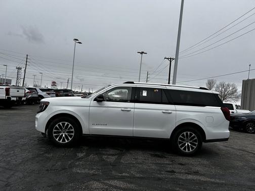 2025 Ford Expedition PLATINUM