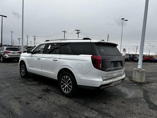 2025 Ford Expedition PLATINUM