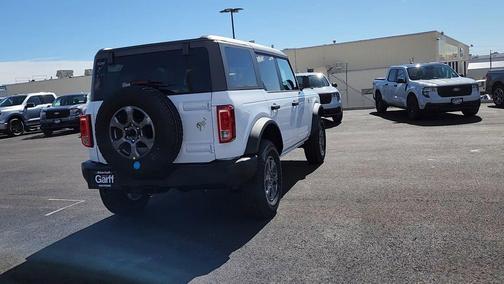 Oxford White 2026 Ford Bronco Big Bend
