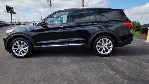 2023 Ford Explorer PLATINUM