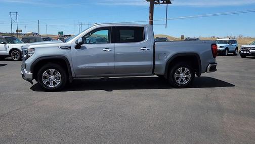 Sterling Metallic 2025 GMC Sierra 1500 SLT
