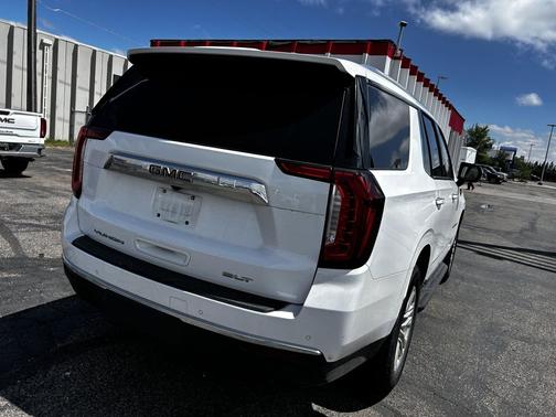 Summit White 2024 GMC Yukon SLT