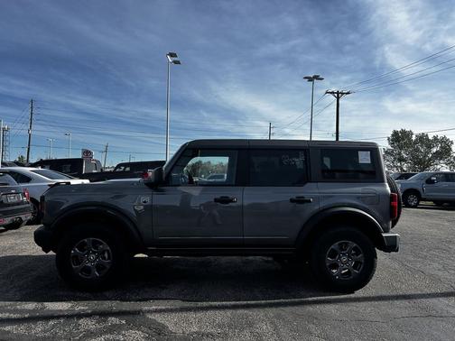 Carbonized Gray Metallic 2025 Ford Bronco Big Bend