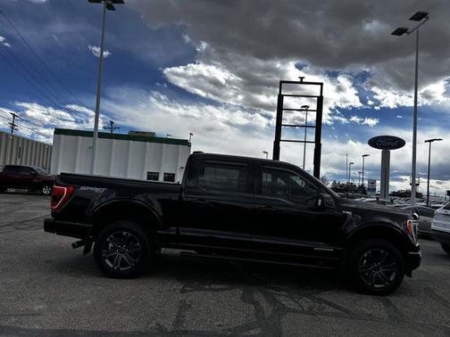 AGATE BLACK METALLIC 2023 Ford F-150 XLT