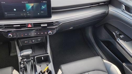 Snow White Pearl 2025 Kia K5 GT-Line