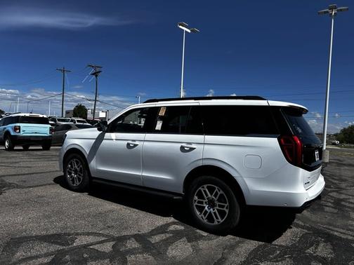 OXFORD WHITE 2025 Ford Expedition ACTIVE