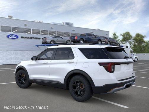Star White Metallic Tri-Coat 2026 Ford Explorer Tremor