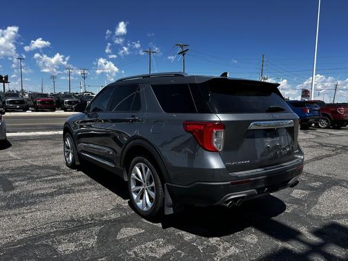 Carbonized Gray Metallic 2023 Ford Explorer Platinum