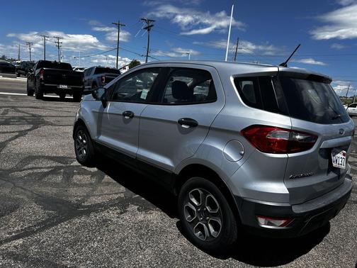 Silver Metallic 2018 Ford EcoSport S