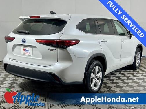 2022 Toyota Highlander Hybrid LE