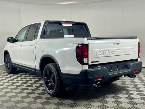 2025 Honda Ridgeline Black Edition