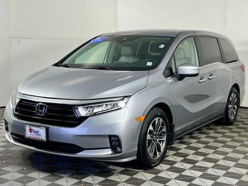 2023 Honda Odyssey 