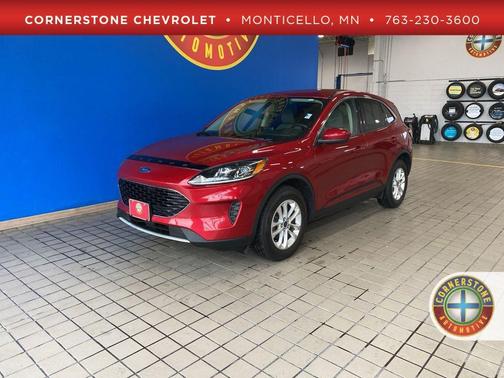2020 Ford Escape SE