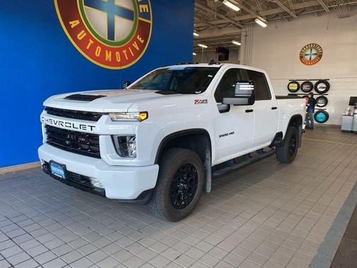 2023 Chevrolet Silverado 3500 LT