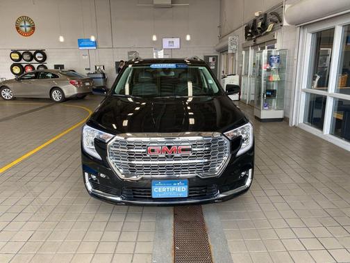 2024 GMC Terrain Denali
