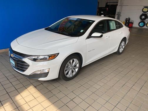 2025 Chevrolet Malibu LT