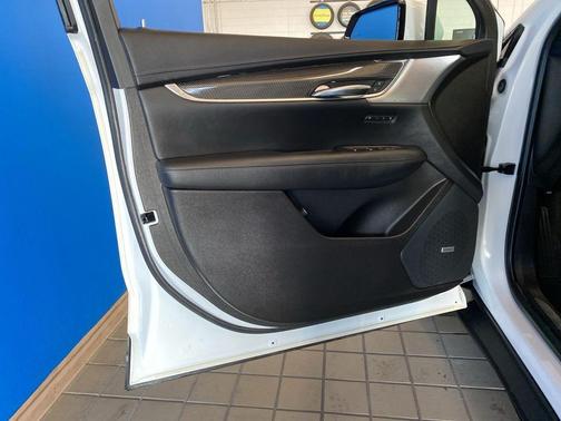 2021 Cadillac XT5 Sport