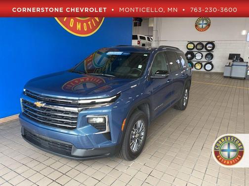 2025 Chevrolet Traverse LT