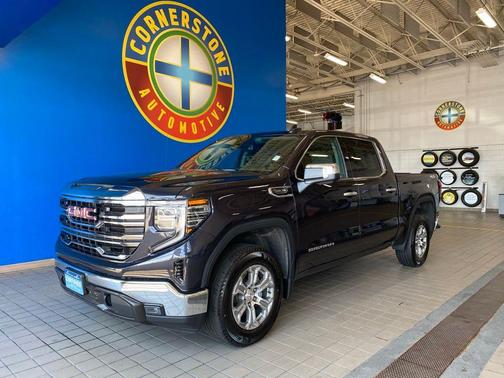 2024 GMC Sierra 1500 SLT