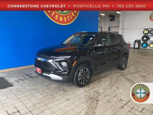 Mosaic Black Metallic 2025 Chevrolet Trailblazer LT SUV