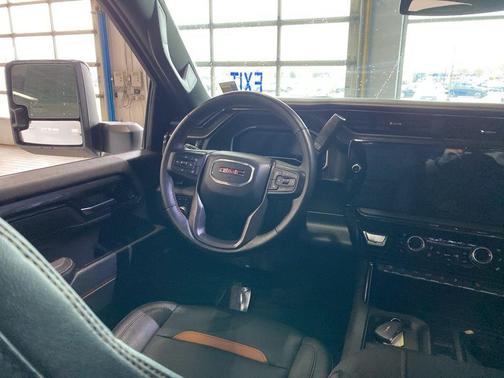 2024 GMC Sierra 2500 AT4