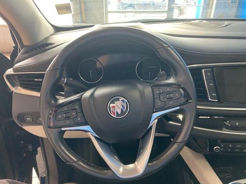 2022 Buick Enclave Avenir